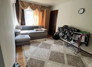 Продается 2-ком. квартира, 34.5 м2, Моздок, Октябрьская улица, 49