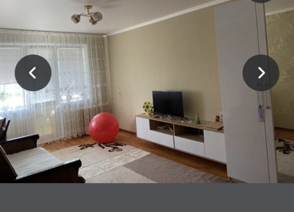 Продаю двухкомнатную квартиру, 42 м2, Альметьевск, Советская улица, 195