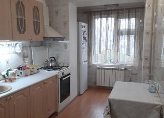 Продаю четырехкомнатную квартиру, 72.4 м2, поселок городского типа Афипский, Краснодарская улица, 32