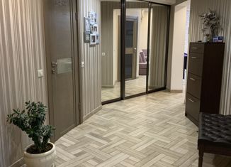 Продам 3-ком. квартиру, 70 м2, Краснодар, Гаражная улица, 67, ЖК Аврора