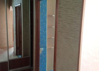 Продаю 2-ком. квартиру, 40.6 м2, Палласовка, улица Ленина, 44