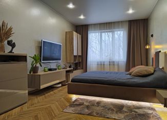 Продам двухкомнатную квартиру, 51.9 м2, Санкт-Петербург, проспект Ударников, 43к2