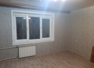 Продаю 2-ком. квартиру, 52 м2, Черемхово, улица Маяковского, 217