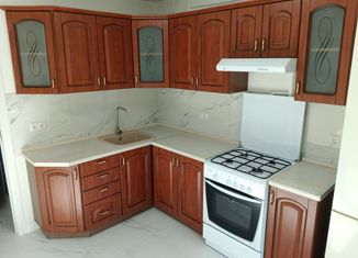 3-ком. квартира в аренду, 64 м2, Москва, улица Маршала Малиновского, 9, улица Маршала Малиновского