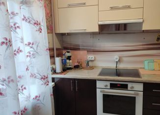 Продам 2-ком. квартиру, 42.8 м2, Екатеринбург, Академическая улица, 11А, Академическая улица
