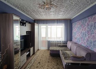 Двухкомнатная квартира на продажу, 43.5 м2, Омск, улица 50 лет ВЛКСМ, 4Б
