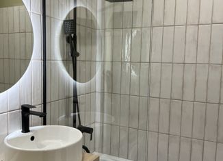 Продаю 1-ком. квартиру, 25 м2, Первоуральск, улица Вайнера, 53