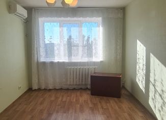 Трехкомнатная квартира в аренду, 63.2 м2, Волжский, бульвар Профсоюзов, 16