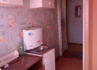 Продам 3-ком. квартиру, 54 м2, рабочий посёлок Горшечное, Октябрьская улица, 5