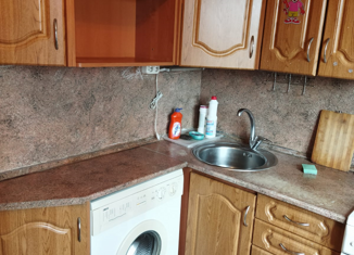 Продается двухкомнатная квартира, 55.4 м2, посёлок городского типа имени Морозова, Пионерская улица, 4