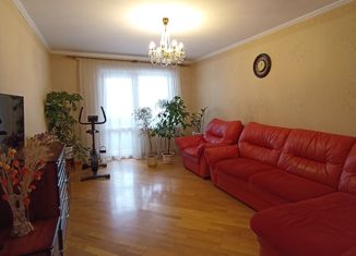 Продам 3-комнатную квартиру, 70.4 м2, Нижний Новгород, улица Сазанова, 1, улица Сазанова