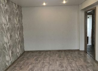 Продам 4-комнатную квартиру, 89 м2, Краснокаменск, 4-й микрорайон, 402