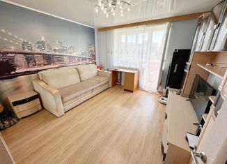 Трехкомнатная квартира на продажу, 59.4 м2, Кольчугино, Инициативная улица, 17