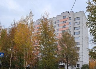 Продаю двухкомнатную квартиру, 60.5 м2, городской посёлок имени Свердлова, 1-й микрорайон, 9