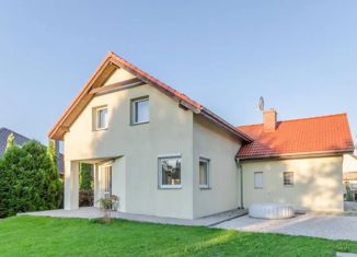 Дом на продажу, 220 м2, посёлок городского типа Яблоновский, улица Чапаева