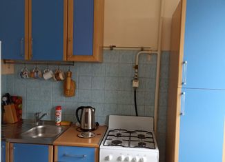 2-ком. квартира в аренду, 52 м2, Омск, Взлётная улица, 3