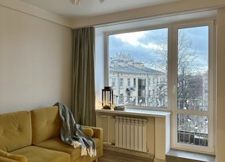 Продается 1-ком. квартира, 32 м2, Санкт-Петербург, Новочеркасский проспект, 12к1, Новочеркасский проспект