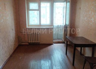 Продажа 3-комнатной квартиры, 58 м2, поселок городского типа Смолино, улица Ленина, 13