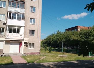 Продаю 1-ком. квартиру, 31.6 м2, Кемерово, Заводский район, улица Сергея Тюленина, 2