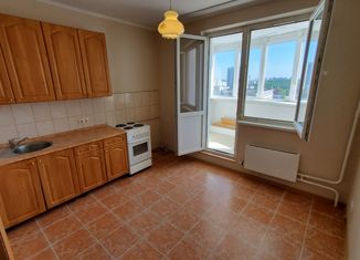Продаю однокомнатную квартиру, 41.3 м2, Москва, улица Красного Маяка, 22к3, метро Пражская