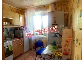 Продаю 2-ком. квартиру, 43 м2, Берёзовский, улица Мира, 10