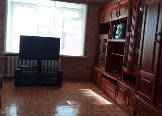 Продажа 4-комнатной квартиры, 64.5 м2, Бугуруслан, 2-й микрорайон, 40