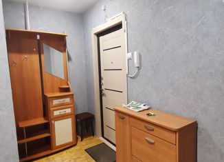 Продам однокомнатную квартиру, 36.7 м2, Москва, улица Кутузова, 2, улица Кутузова