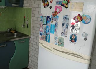 Продам четырехкомнатную квартиру, 61.3 м2, Еврейская АО, Невская улица, 14А