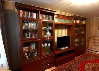 Продаю 4-комнатную квартиру, 75 м2, Чебоксары, Кукшумская улица, 25, Ленинский район