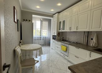 Продается 1-ком. квартира, 41 м2, Горячий Ключ, улица Кучерявого, 40