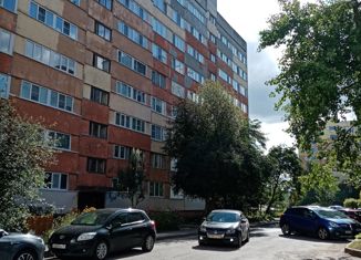 Продается 1-комнатная квартира, 32.1 м2, Ломоносов, улица Федюнинского, 14к1