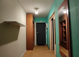 Продаю 2-комнатную квартиру, 56.5 м2, Мурманск, улица Академика Павлова, 11