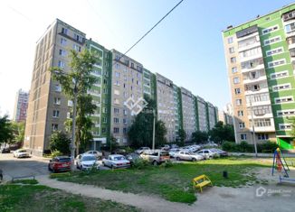 Продажа трехкомнатной квартиры, 65.2 м2, Челябинск, улица Братьев Кашириных, 114
