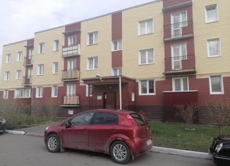 Продается трехкомнатная квартира, 56 м2, Курганская область, улица Автомобилистов, 31