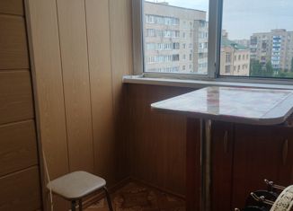 Продаю 3-ком. квартиру, 62 м2, Новотроицк, Уральская улица, 20