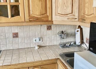 Продаю двухкомнатную квартиру, 61 м2, Москва, улица Декабристов, 10к1, улица Декабристов