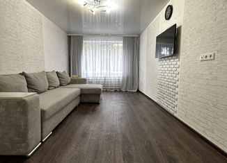 Продажа трехкомнатной квартиры, 64 м2, Алтайский край, улица Шукшина, 19