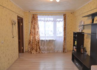 Трехкомнатная квартира на продажу, 50 м2, Вологодская область, деревня Климовское, 9
