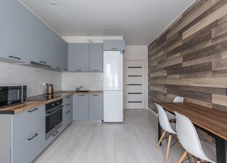 Продам однокомнатную квартиру, 46.5 м2, Казань, улица Аделя Кутуя, 110Дк1, Советский район