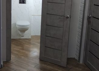 Продаю 2-ком. квартиру, 40 м2, поселок городского типа Панковка, Промышленная улица, 11