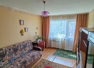 Продаю трехкомнатную квартиру, 61.5 м2, Барнаул, улица Островского, 38