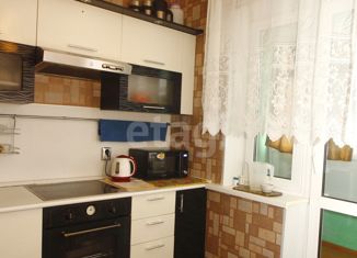 Продам 2-комнатную квартиру, 49 м2, Заводоуковск, улица Пушкина, 41