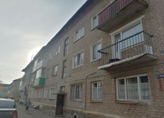 2-комнатная квартира на продажу, 29.4 м2, рабочий посёлок Уральский, Набережная улица, 10А