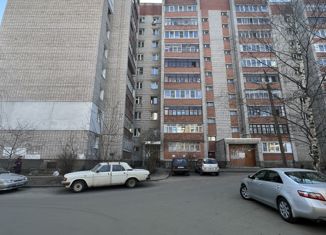 Продается 3-комнатная квартира, 63 м2, Ярославль, улица Гоголя, 11к2, район Суздалка