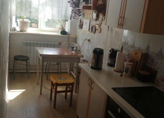 Продам 2-комнатную квартиру, 62.4 м2, посёлок городского типа имени Морозова, Первомайская улица, 2
