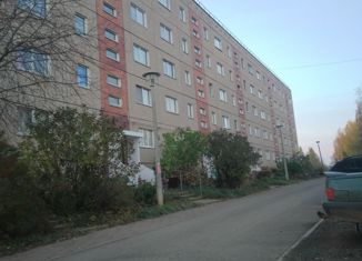 Продается трехкомнатная квартира, 60.5 м2, Очёр, улица Ленина, 157А