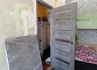 Продам однокомнатную квартиру, 33 м2, Лесной, улица Кирова, 38