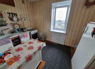 Продается двухкомнатная квартира, 51 м2, Дюртюли, улица Матросова, 16