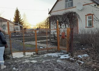 Продается 3-комнатная квартира, 89 м2, поселок городского типа Кшенский, Вокзальная улица, 23