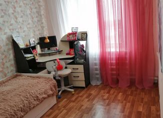 Продам 3-комнатную квартиру, 80 м2, Пугачёв, улица Кутякова, 30/1